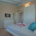 Borgo Stropea By Whale Homes Chalet *