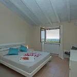 Borgo Stropea By Whale Homes Soiano Del Lago
