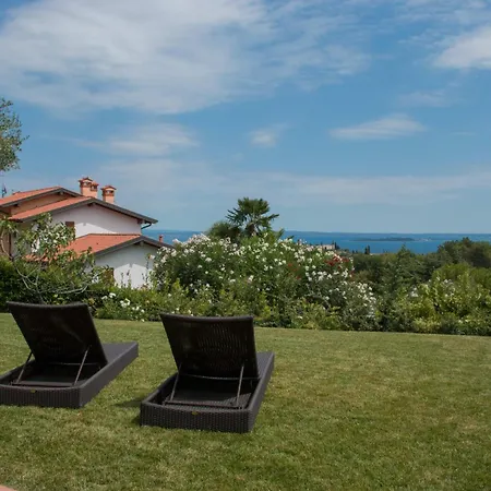 Borgo Stropea By Whale Homes * Soiano Del Lago